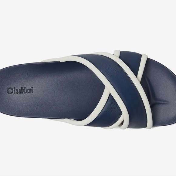 Olukai slides - Picture 2 of 5